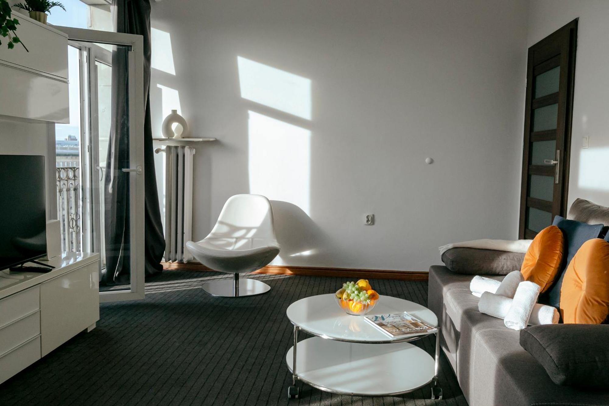 Apartmán Plac Konstytucji 6 Orange - Dla 4 Osob - Bezplatny Parking - Free Parking - Piekny Widok Na Panorame Warszawy